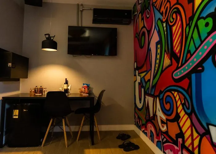 Motel Spot