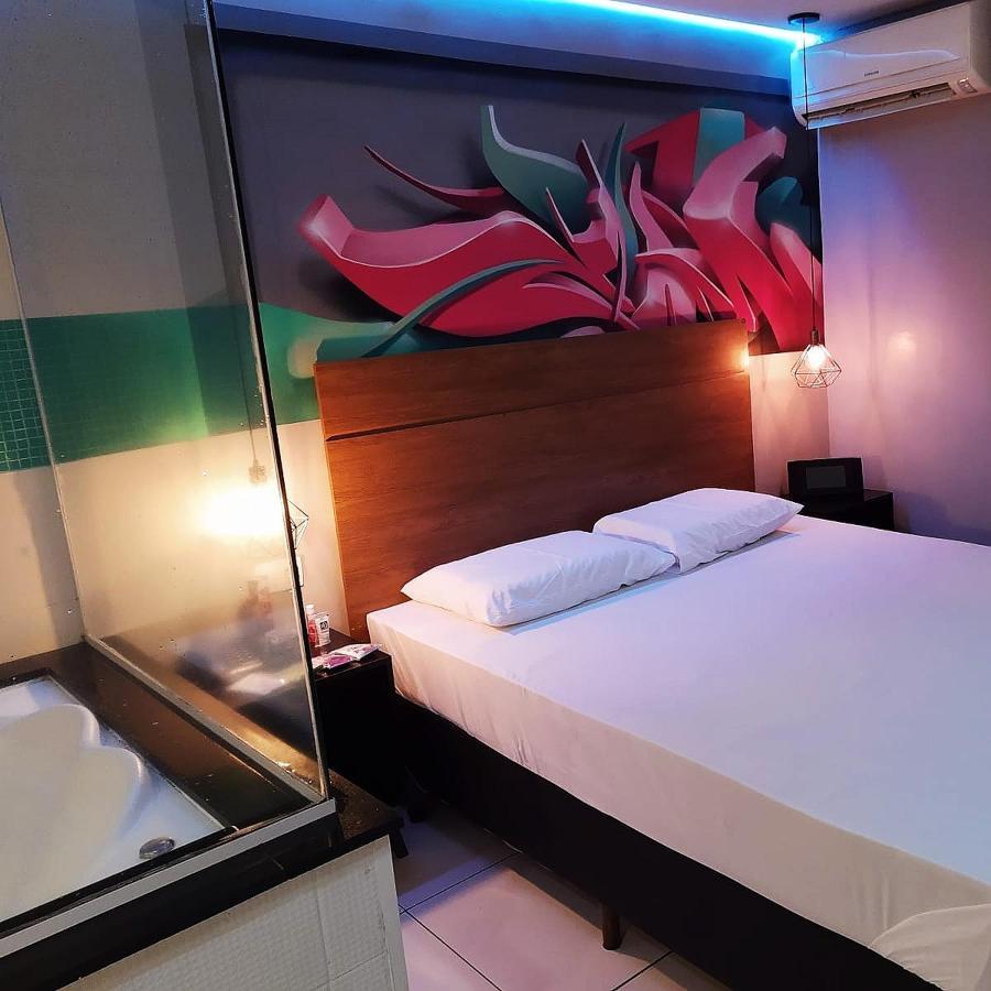 Spot Hotel del amor