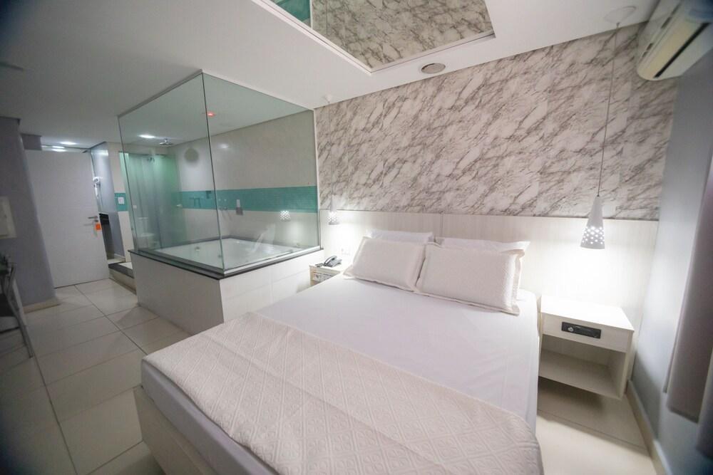 Hotel del amor Spot 3*